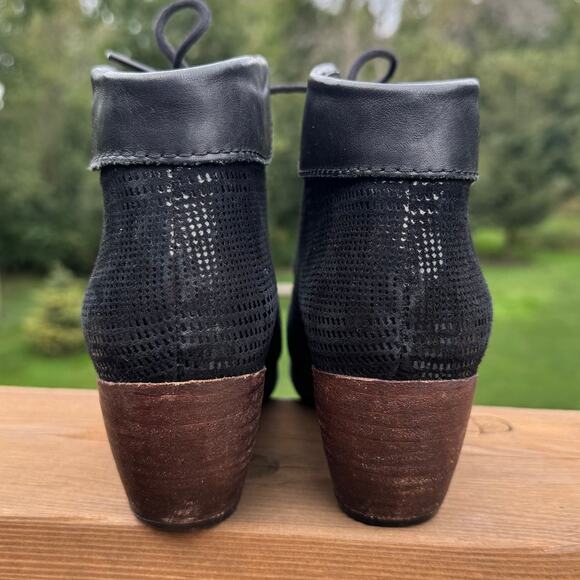 Wolky size 6 (EU 37) Jacquerie Dessin Suede Lace Up Black Shimmer Booties - Picture 8 of 13